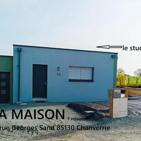 Prázdninový dům Maison Et 12 Personnes 12 Kilometres Du Parc Du Puy Du F *